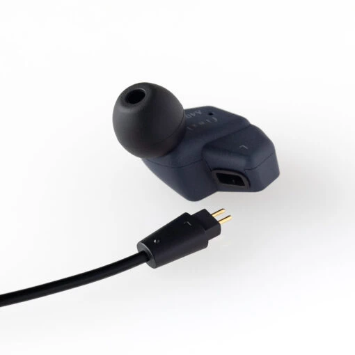 Final Audio A4000 Earphone (Open Box) -Headphone Discount Store 7J1A6741x d4c1b779 41f6 4451 a148 d3d40cf8b88b